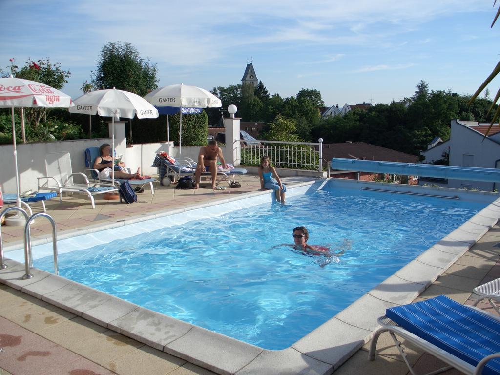 Sporthotel Schoenblick Меерсбург Экстерьер фото