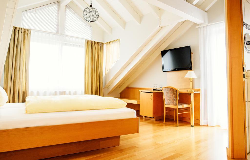 Sporthotel Schoenblick Меерсбург Экстерьер фото